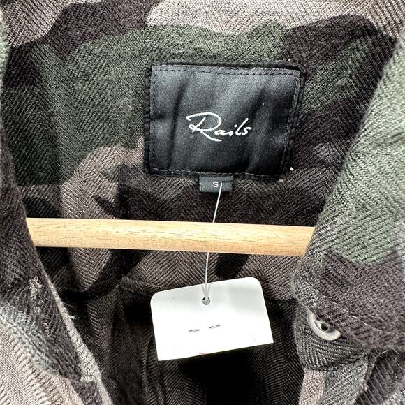 RAILS NWT Jordin Camo Button Down Shirt // S - Picture 7 of 13